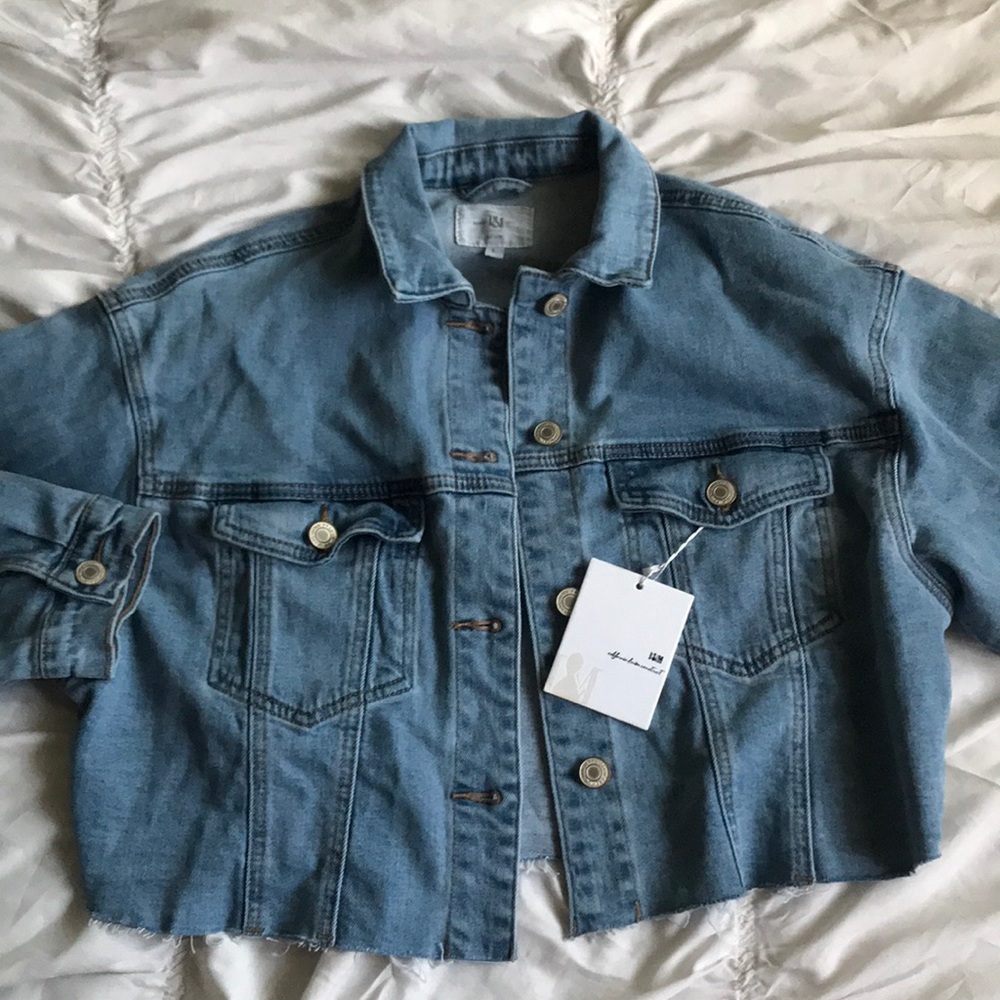 NWT Light Blue Cropped Oversized Denim Jacket